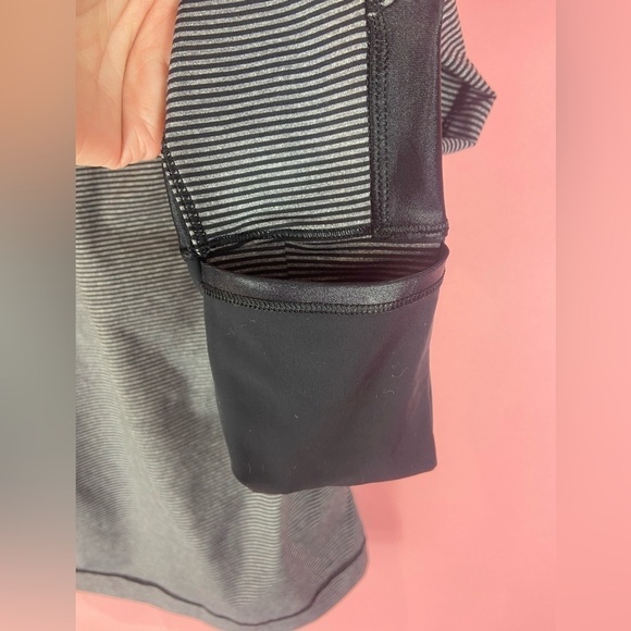 Lululemon Half Zip Pullover Striped Print ( Size 6) Color Black/Gray - Picture 8 of 12